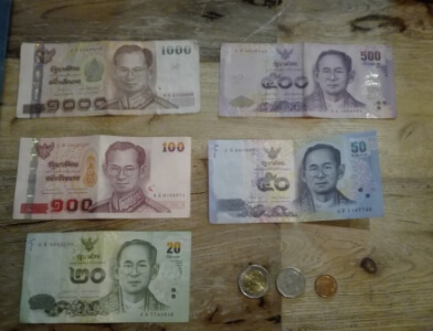 タイのお金